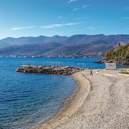 Gorgeous In With Wifi *