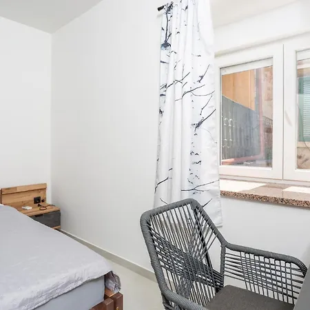 Apartment Gorgeous In With Wifi Rijeka